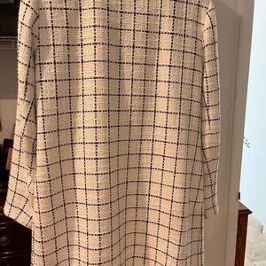 Beautiful long blazer from Karl Lagerfeld worn ones